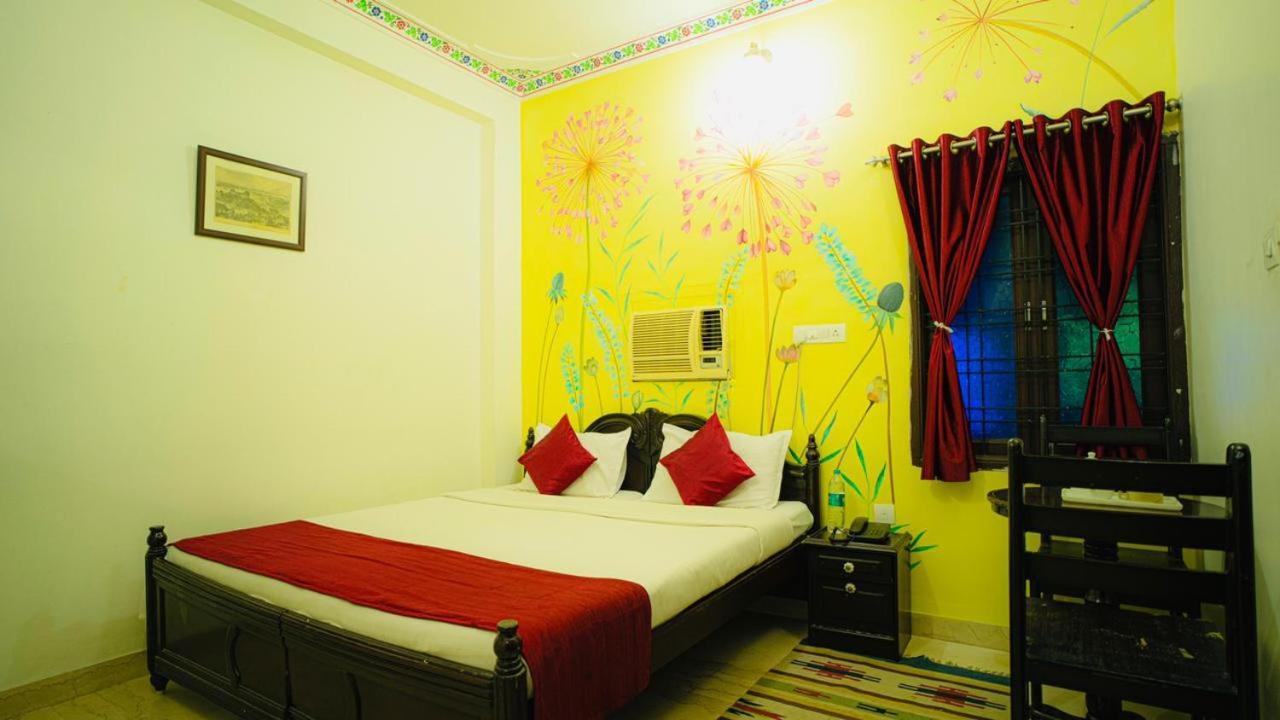 Hotel Lake Paradise Ουνταϊπούρ Εξωτερικό φωτογραφία
