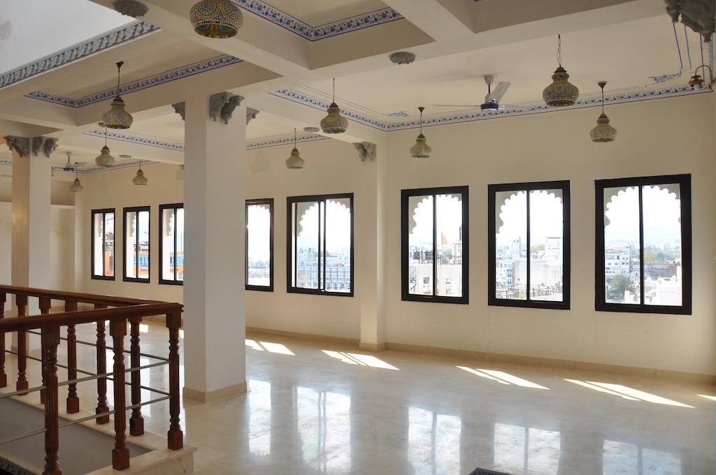 Hotel Lake Paradise Ουνταϊπούρ Δωμάτιο φωτογραφία