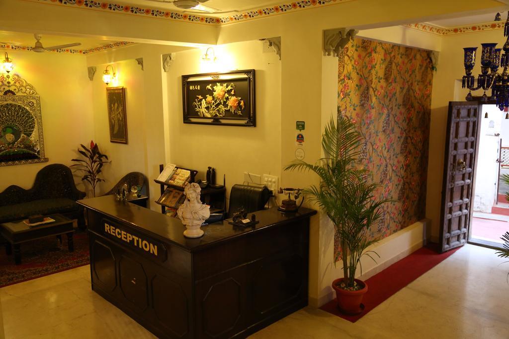 Hotel Lake Paradise Ουνταϊπούρ Εξωτερικό φωτογραφία