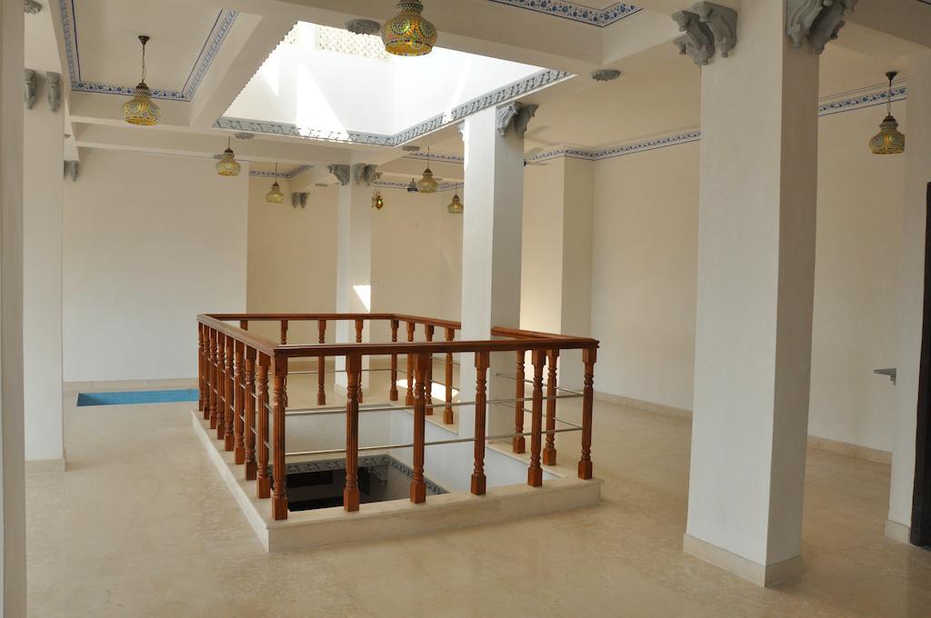 Hotel Lake Paradise Ουνταϊπούρ Εξωτερικό φωτογραφία